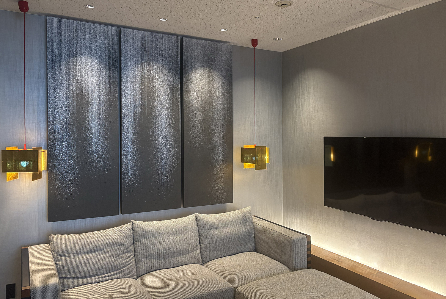 MITSUI HOME TOKYO VIP MEETING ROOM